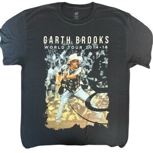 Garth Brooks Tee